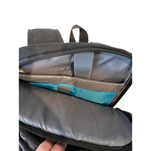 Duslang Padded Computer Black Backpack - Picture 6 of 6